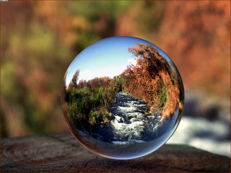 photo "Autumnal bead" tags: landscape, abstract, water