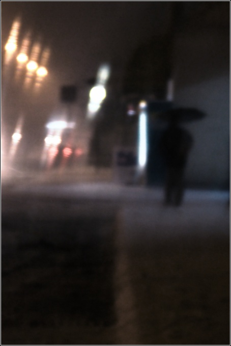photo "Waiting" tags: city, 