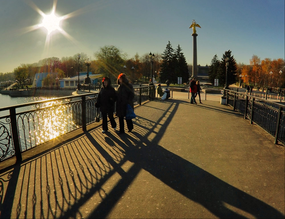 photo "***" tags: landscape, city, autumn