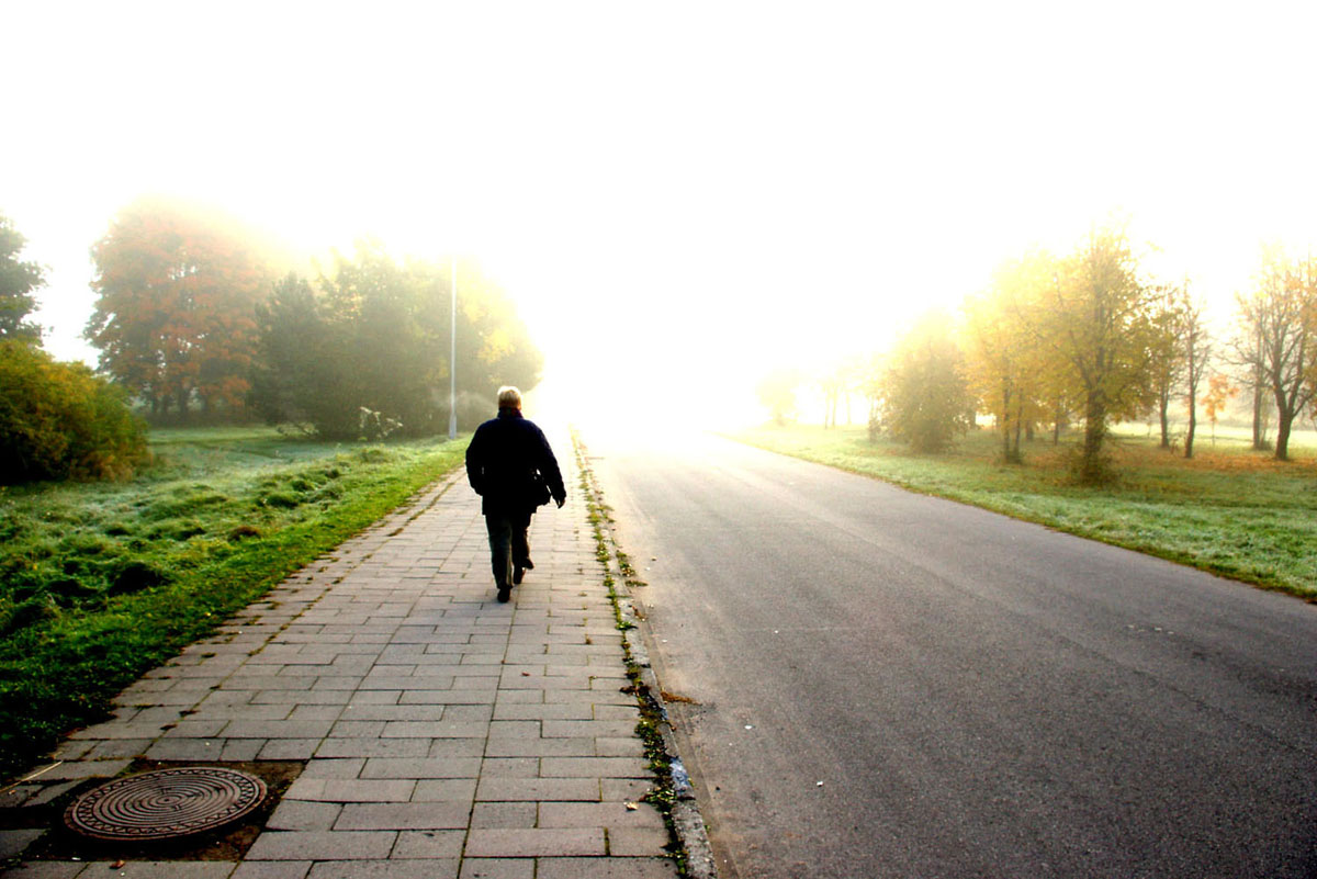 photo "Where ? this Man walking...." tags: travel, 