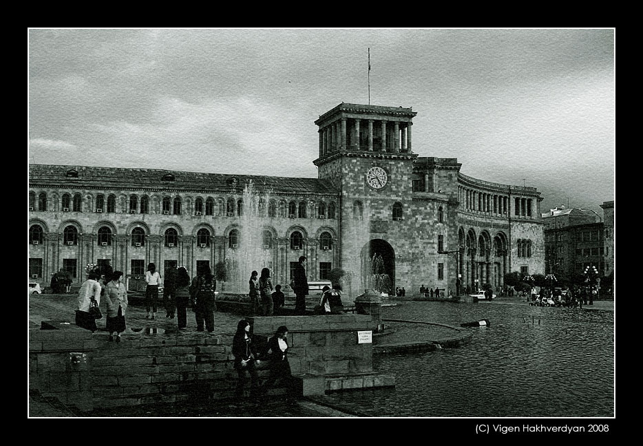 photo "Eternal Yerevan.." tags: city, black&white, 