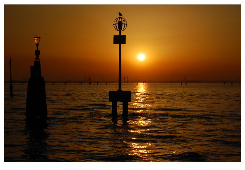 photo "Venezia Sunset" tags: landscape, sunset, water