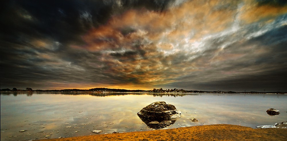 photo "The stone..." tags: landscape, water, winter