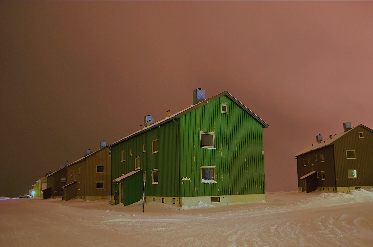 photo "The Neighbourhood" tags: landscape, architecture, night