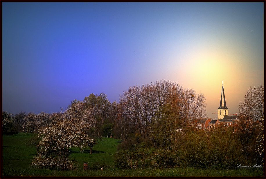 photo "little town" tags: architecture, landscape, spring