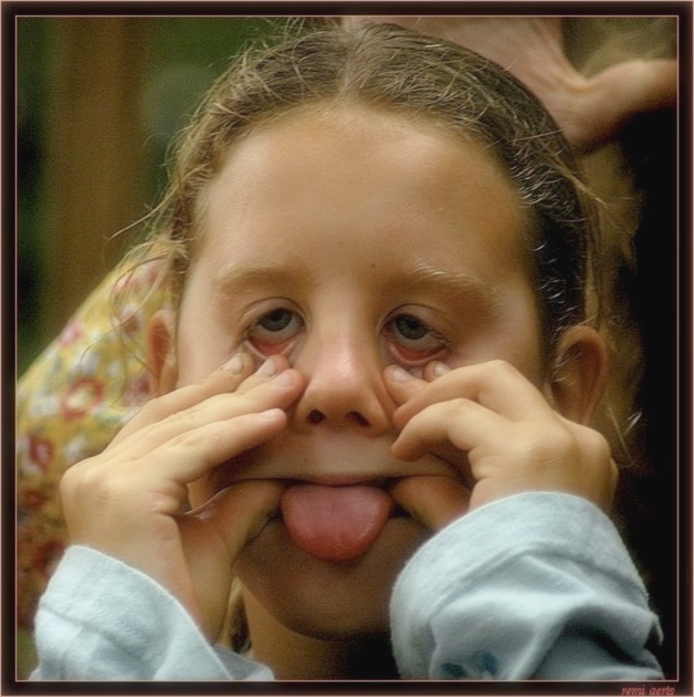 фото "playful girl" метки: портрет, юмор, дети