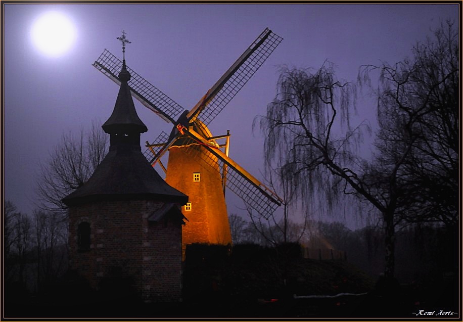 photo "Full moon" tags: architecture, landscape, night