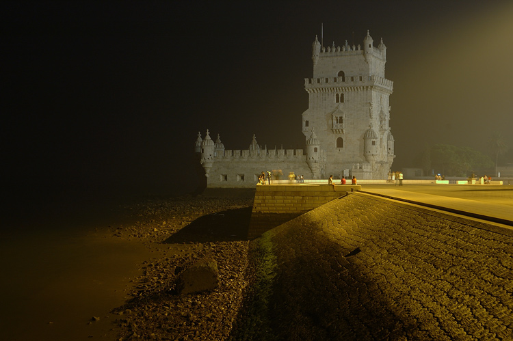 photo "TOWER OF BELEM" tags: city, architecture, landscape, 