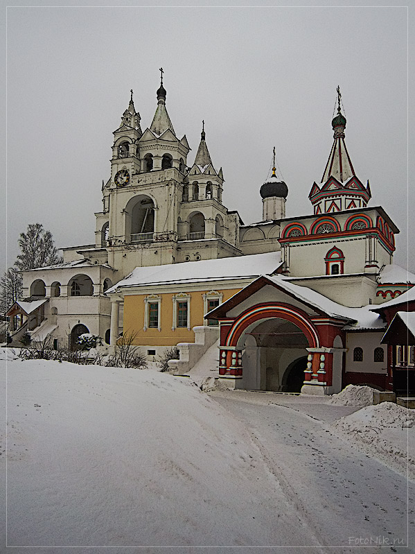 фото "Троицкая церковь и звонница" метки: архитектура, разное, пейзаж, 