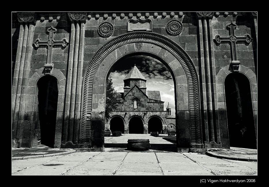 photo "St. Gayane...wall" tags: travel, 