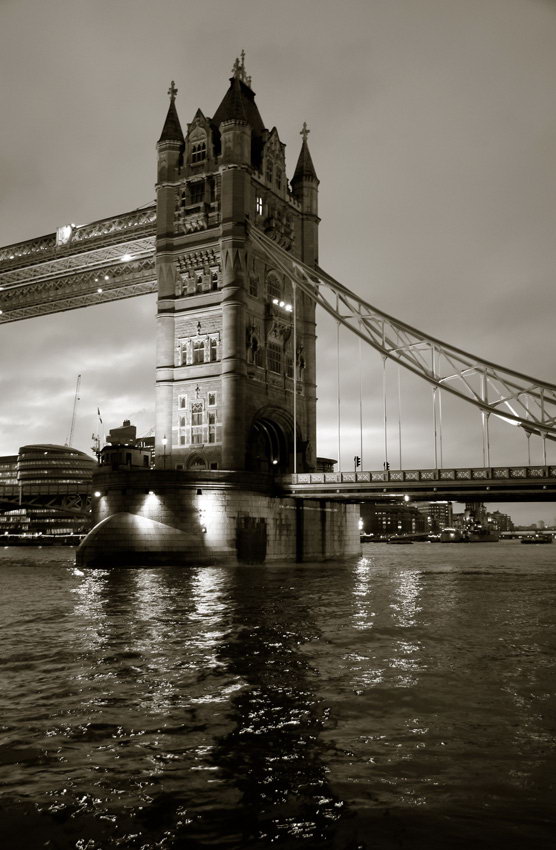 фото "Tower Bridge" метки: город, черно-белые, 