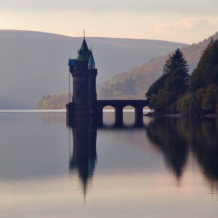 фото "Lake Vyrnwy, North Wales" метки: пейзаж, осень