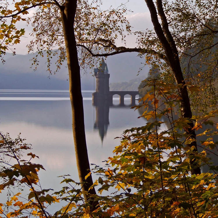 фото "Lake Vyrnwy, North Wales" метки: пейзаж, осень