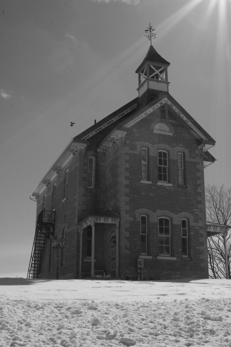 photo "The Old School House" tags: architecture, travel, landscape, North America