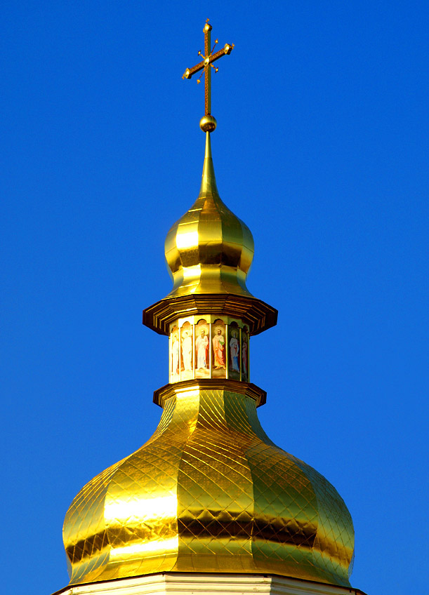 photo "Golden Dome" tags: architecture, travel, landscape, Europe