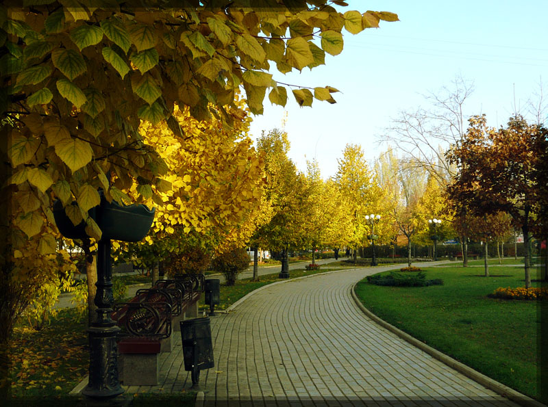 photo "Autumn bend" tags: landscape, city, autumn