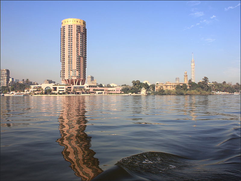 photo "***" tags: landscape, city, water