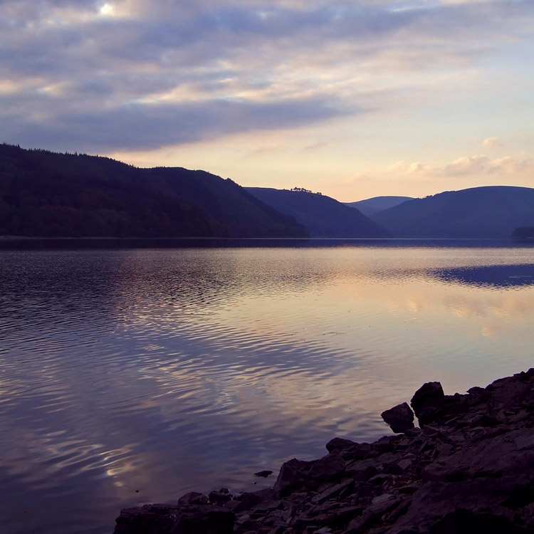 photo "Lake Vyrnwy, North Wales" tags: landscape, sunset