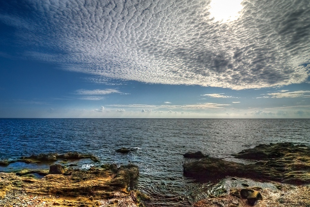 photo "****" tags: landscape, clouds, water