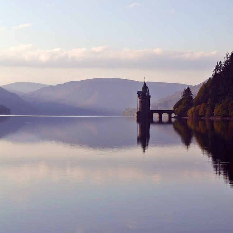 photo "Lake Vyrnwy, North Wales" tags: landscape, sunset