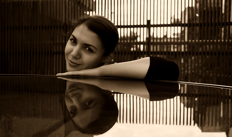 photo "***" tags: portrait, woman