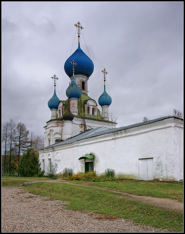 фото "Старая церковь" метки: пейзаж, архитектура, осень