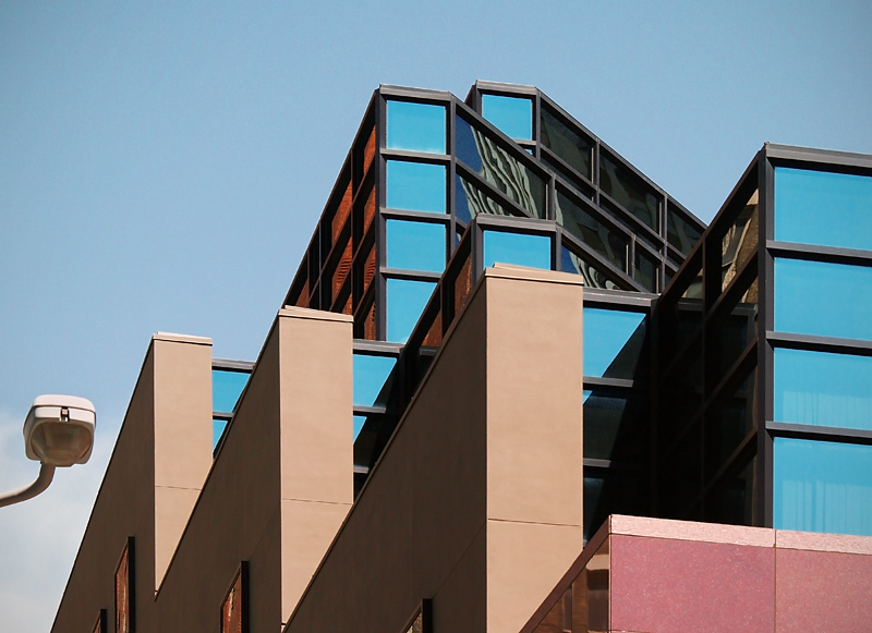 photo "prying..." tags: architecture, abstract, landscape, 