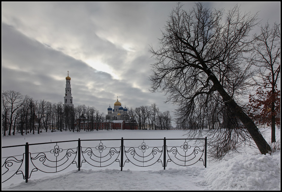 photo "Monastery" tags: architecture, landscape, 