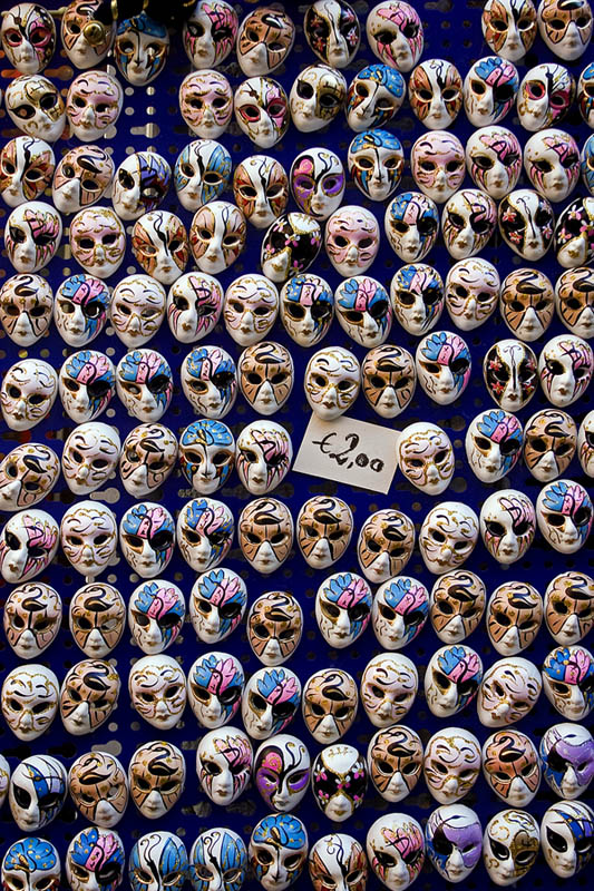 photo "Little masks." tags: macro and close-up, travel, Europe