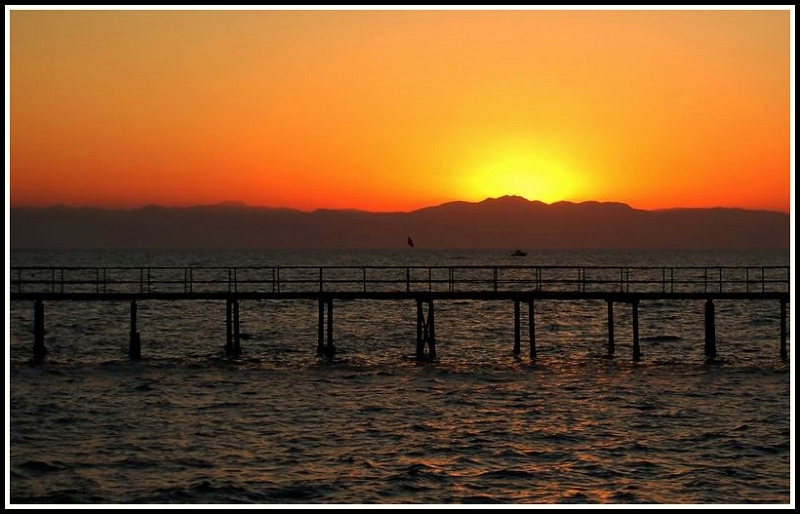 photo "***" tags: landscape, sunset, water