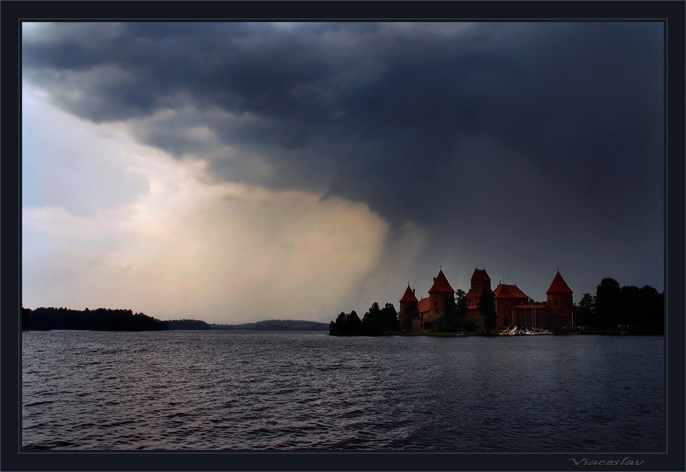 photo "Before a thunder-storm." tags: landscape, summer, water