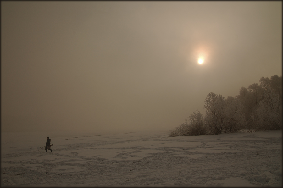 photo "Fisherman" tags: landscape, sunset, winter