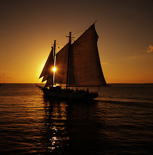 фото "Sunset & Sailboat Eclipse" метки: пейзаж, закат