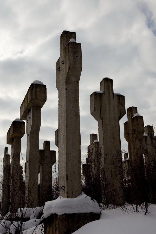 photo "Stonehenge? ;-)" tags: city, architecture, landscape, 