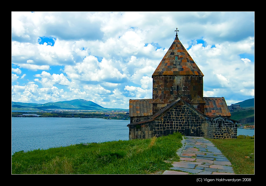 photo "The road to church" tags: architecture, travel, landscape, 