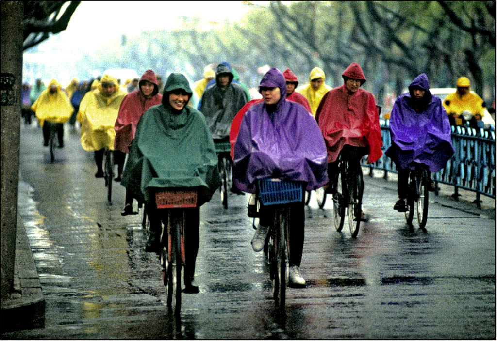 photo "A rainy day" tags: city, 
