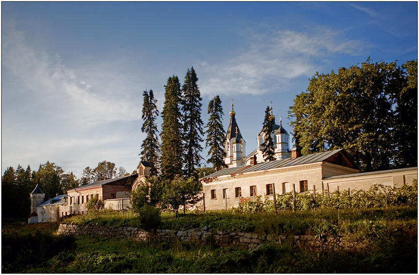 photo "Valaam. A monastery of all sacred" tags: architecture, landscape, forest