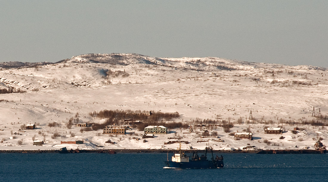 photo "Abandoned fishing village" tags: landscape, winter