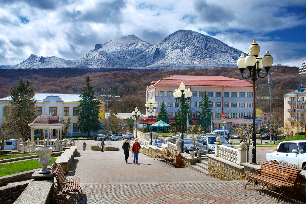 photo "Springtime in resort borough" tags: landscape, spring