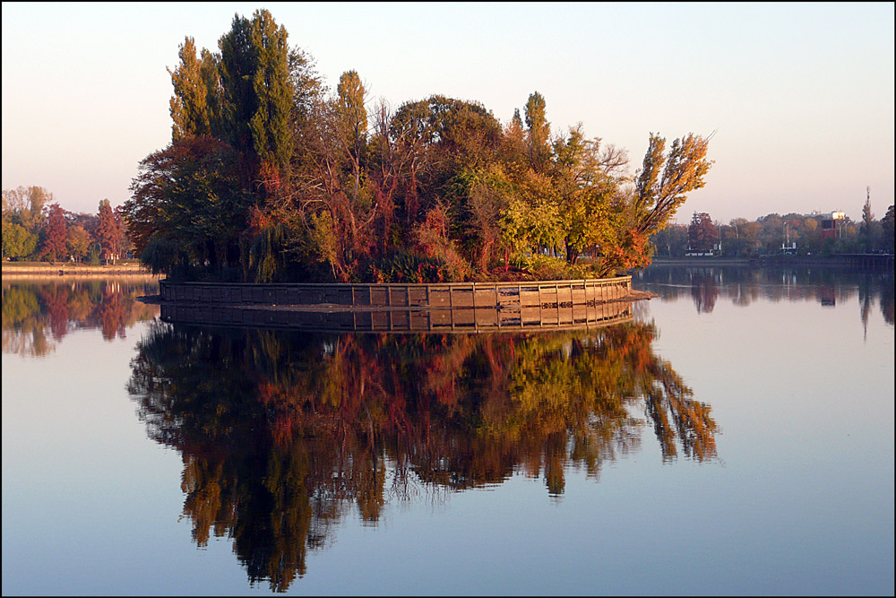 фото "Sunset over lake" метки: пейзаж, город, закат