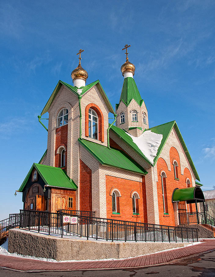 photo "Church in Severomorsk" tags: architecture, city, landscape, 