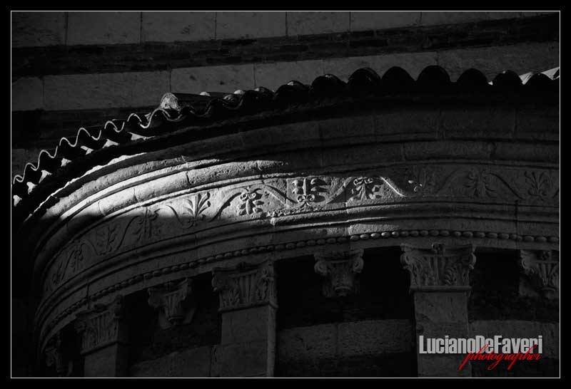 photo "Details of the Cathedral" tags: architecture, landscape, 