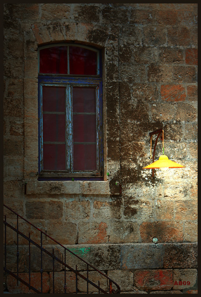 фото "Yellow street lamp" метки: архитектура, пейзаж, 