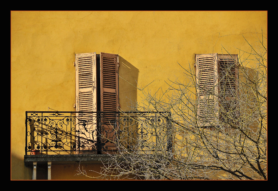 photo "Yellow + Yellow = Yellow" tags: architecture, abstract, landscape, 