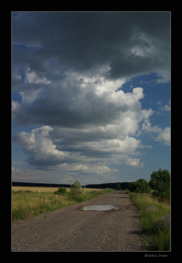 photo "On the road with a clouds" tags: landscape, clouds, summer