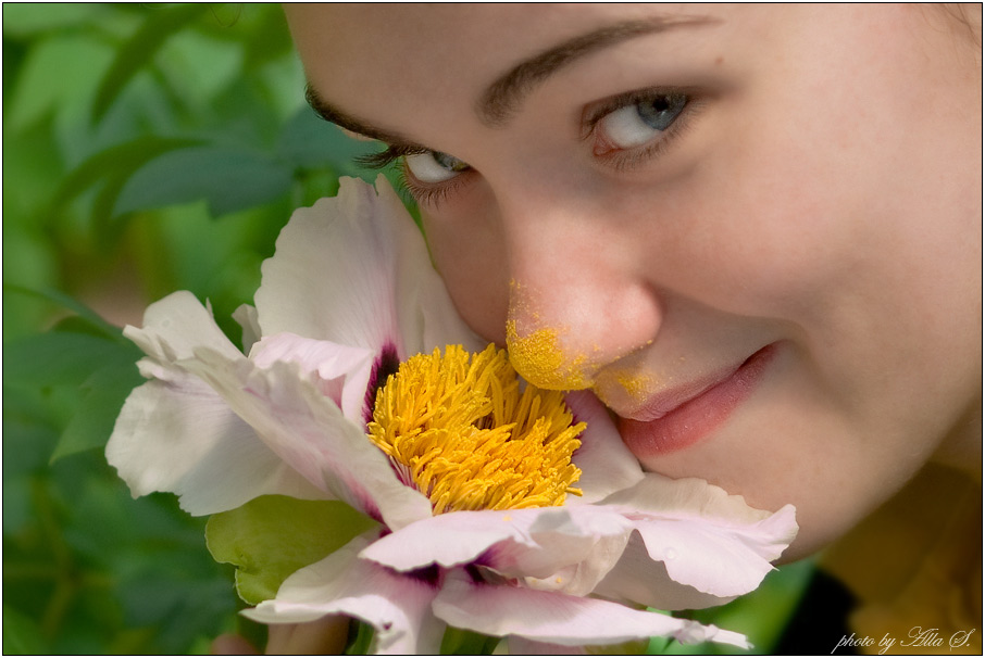 photo "***" tags: nature, portrait, flowers, woman