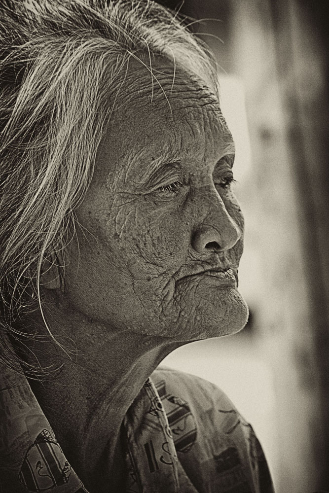 photo "Do I have future?" tags: portrait, black&white, woman