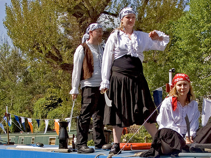 photo "The Boaters" tags: travel, Europe