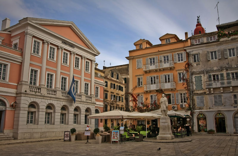 photo "Corfu town" tags: architecture, city, landscape, 