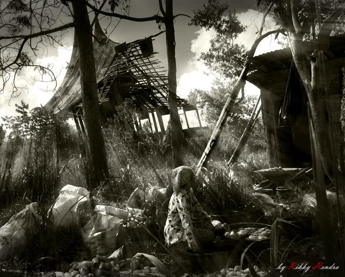 photo "My home" tags: portrait, black&white, 